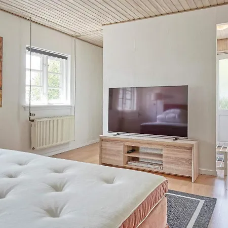 Vi Holiday home Ronne